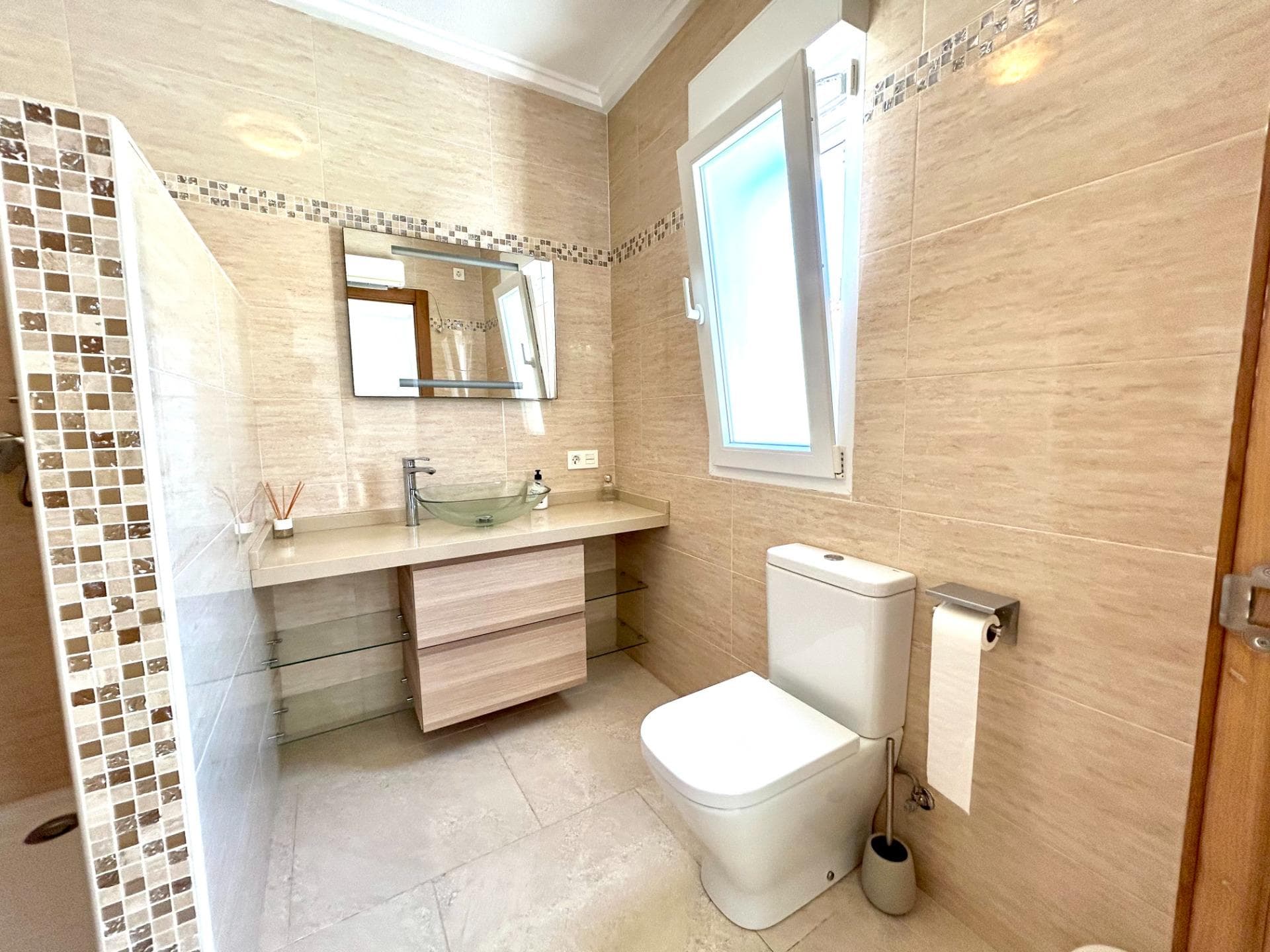 Villa - Chalet de 5 dormitorios en Ciudad Quesada - 18