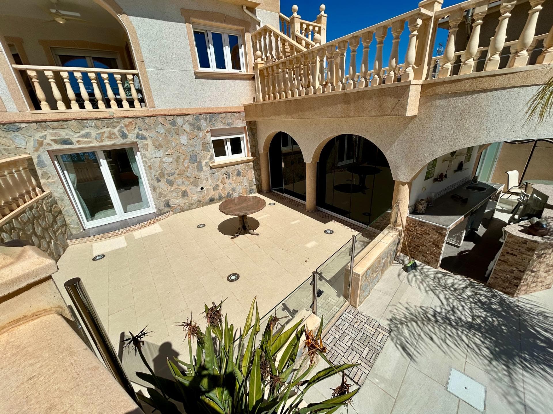 Villa - Chalet de 5 dormitorios en Ciudad Quesada - 25