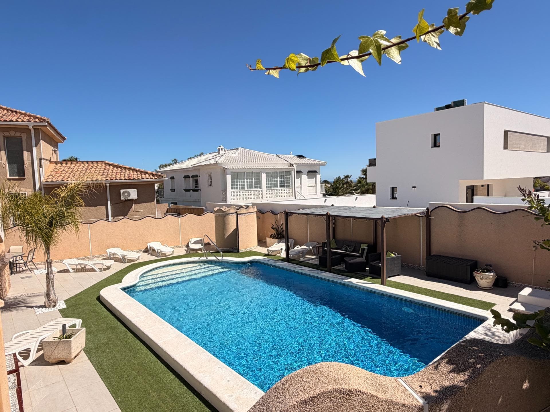 Villa - Chalet de 5 dormitorios en Ciudad Quesada - 41
