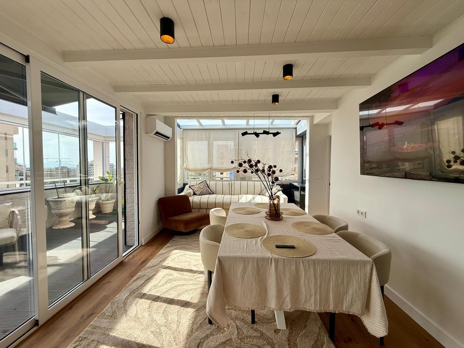 4 bed Middle Floor Apartment in Guardamar del Segura - 16