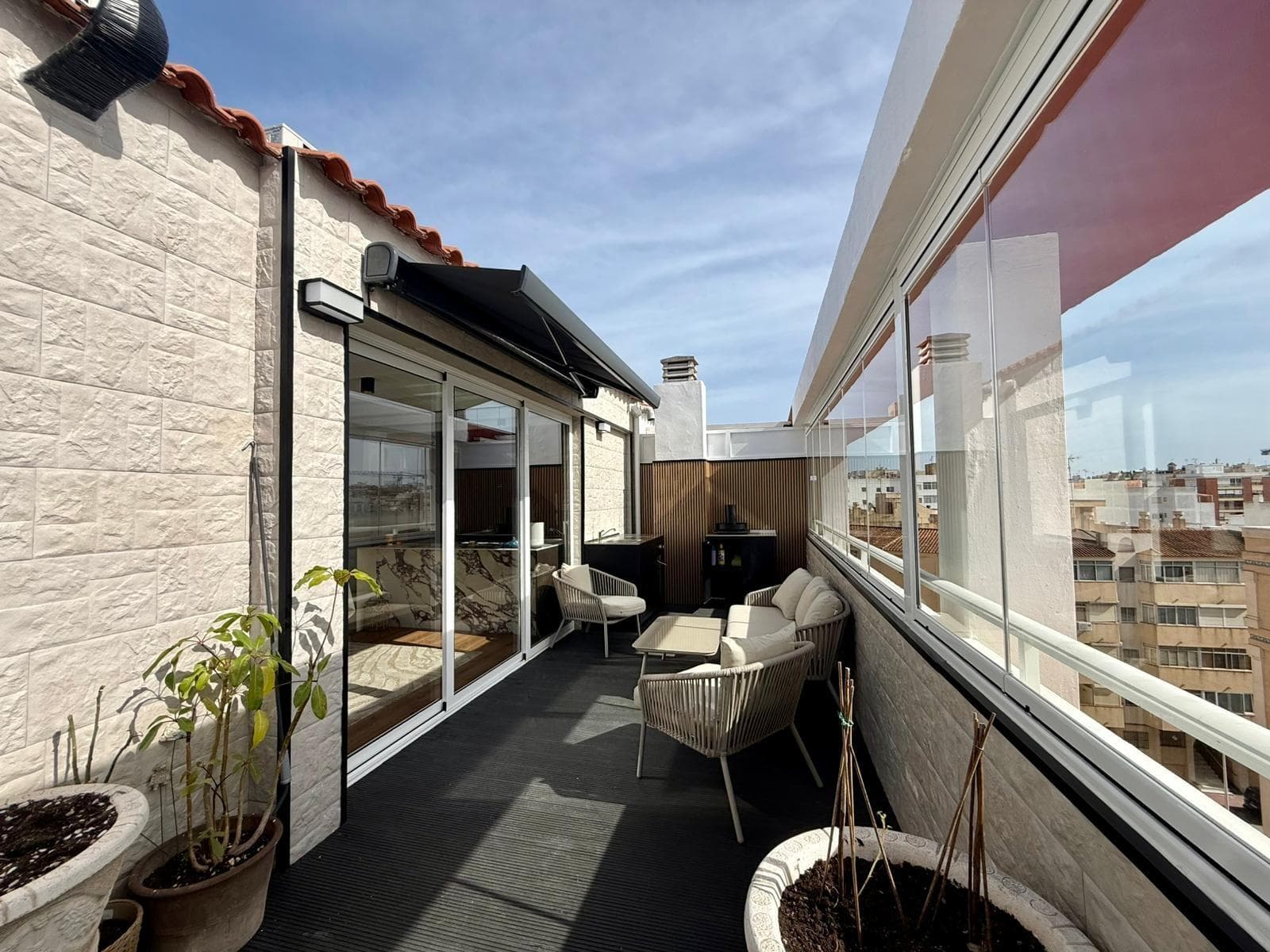 4 bed Middle Floor Apartment in Guardamar del Segura - 24