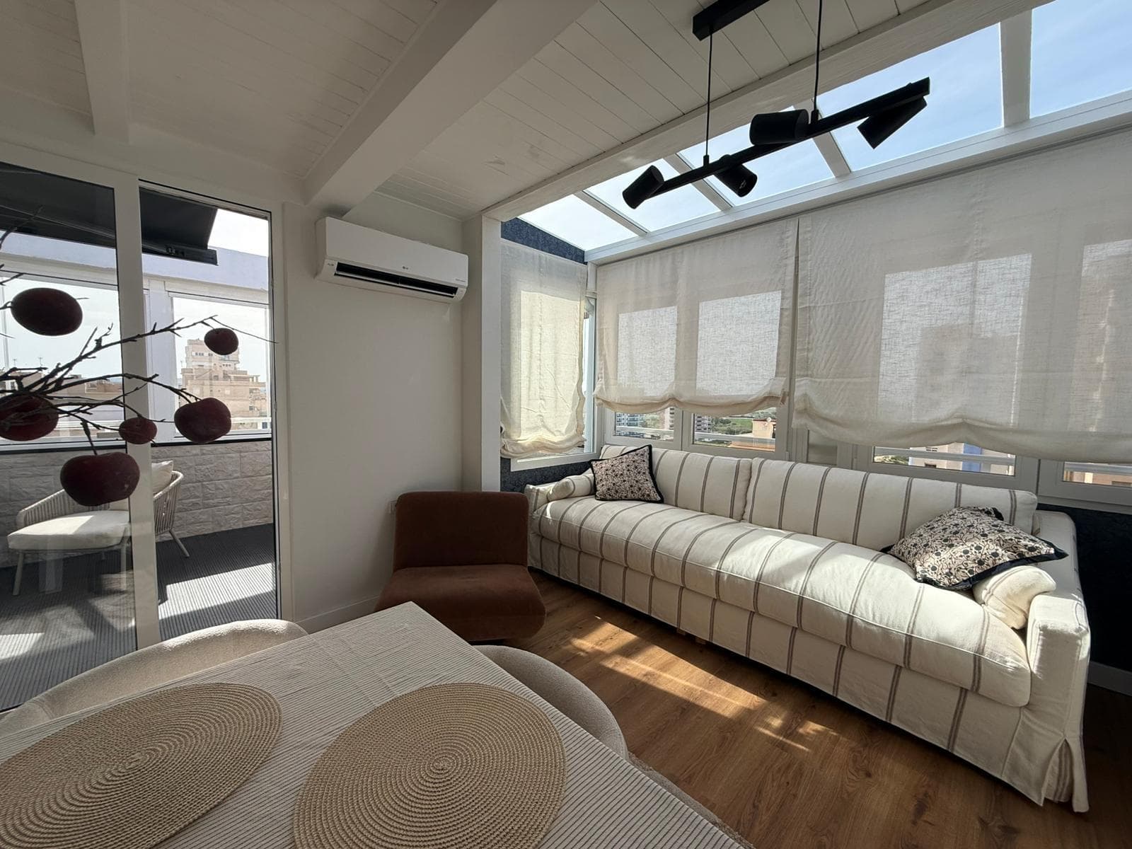 4 bed Middle Floor Apartment in Guardamar del Segura - 8