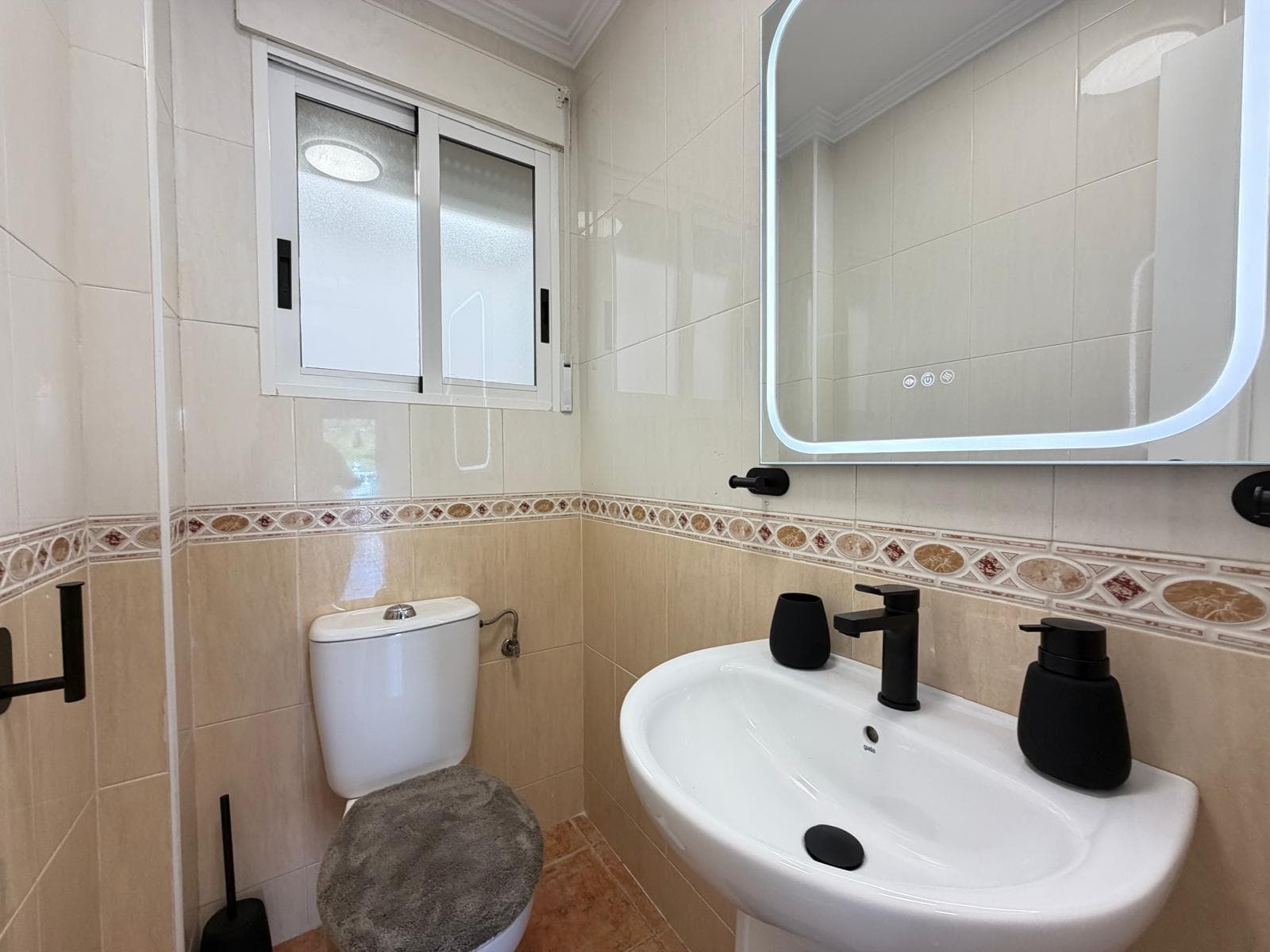 Adosada de 3 dormitorios en Orihuela Costa - 22