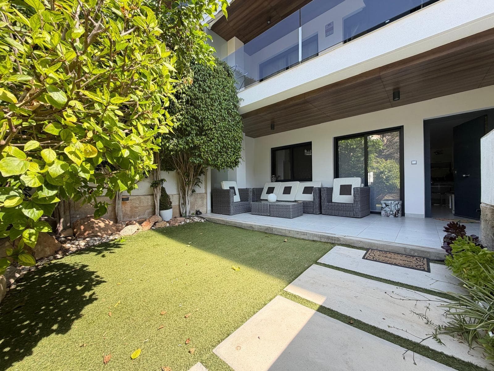 3 bed Middle Floor Apartment in Orihuela Costa - 1