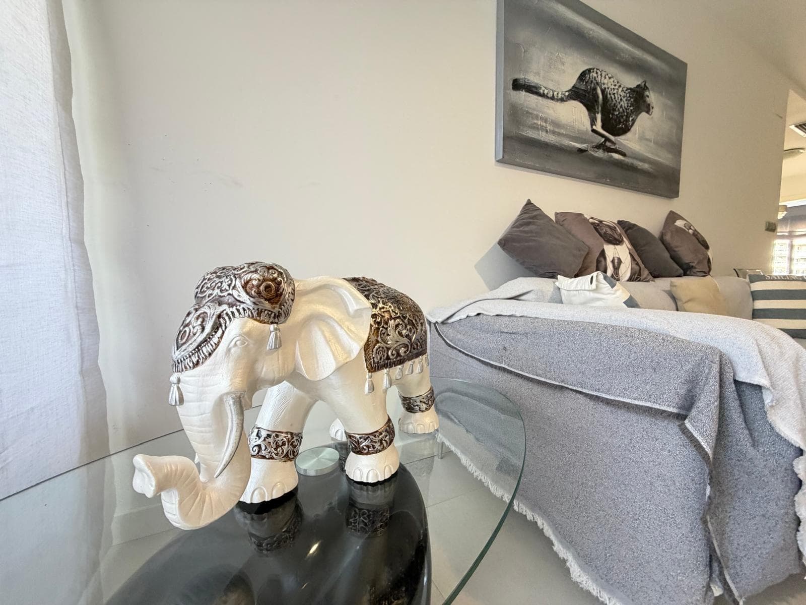 3 bed Middle Floor Apartment in Orihuela Costa - 10