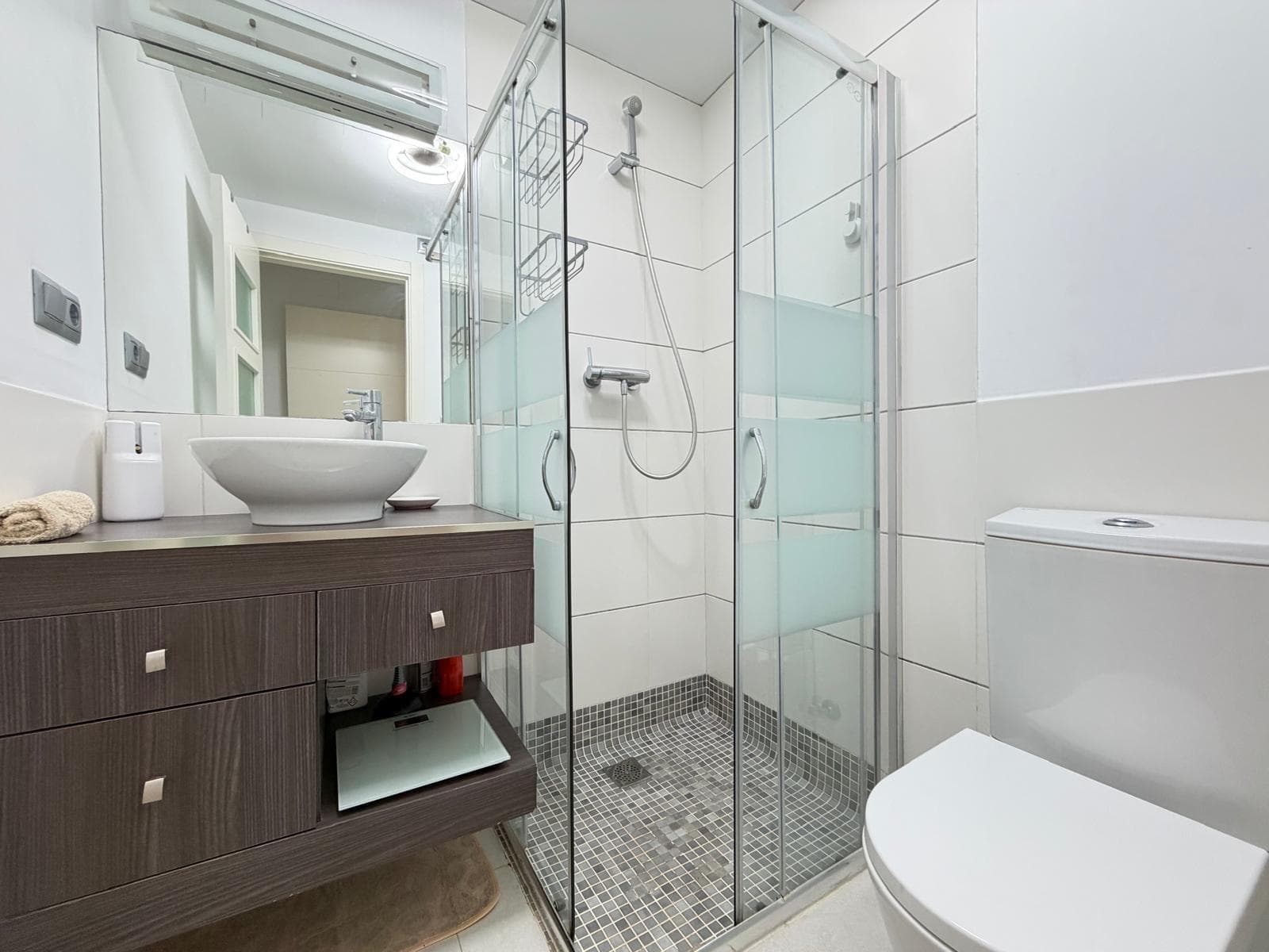 3 bed Middle Floor Apartment in Orihuela Costa - 22