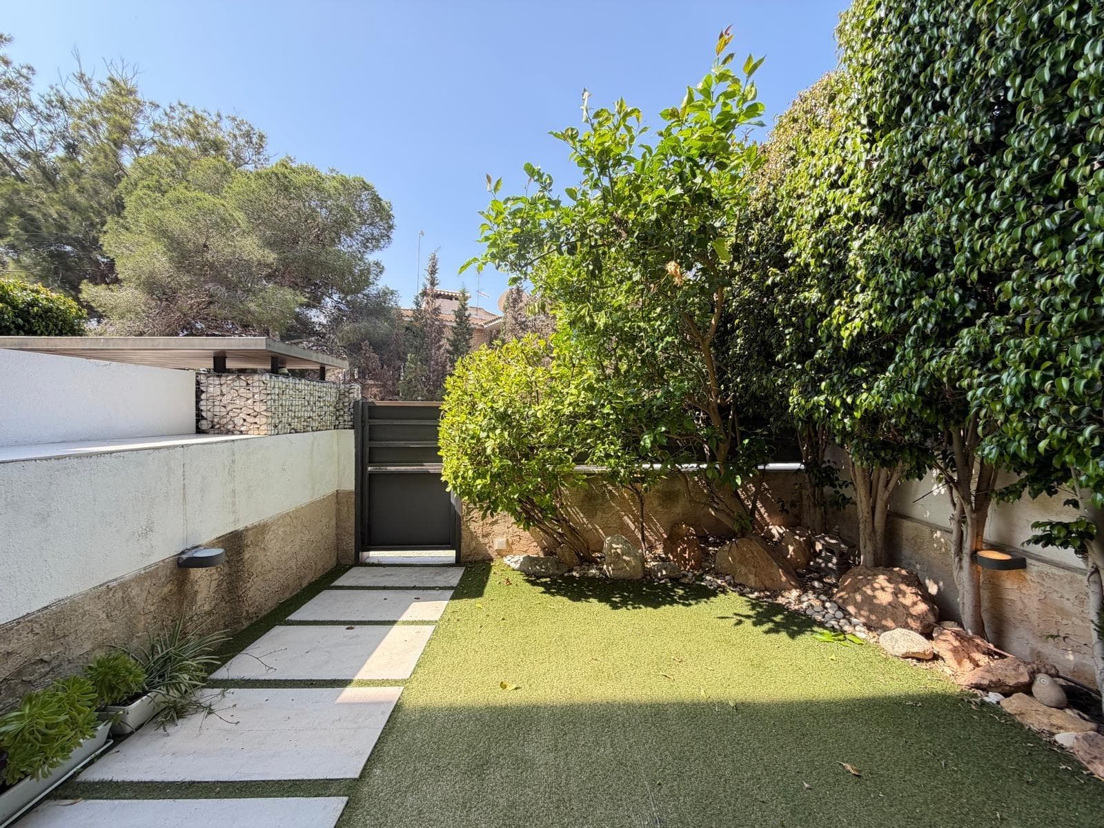 3 bed Middle Floor Apartment in Orihuela Costa - 4