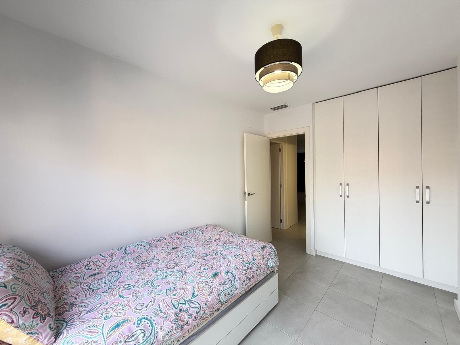3 bed Middle Floor Apartment in Orihuela Costa - 47