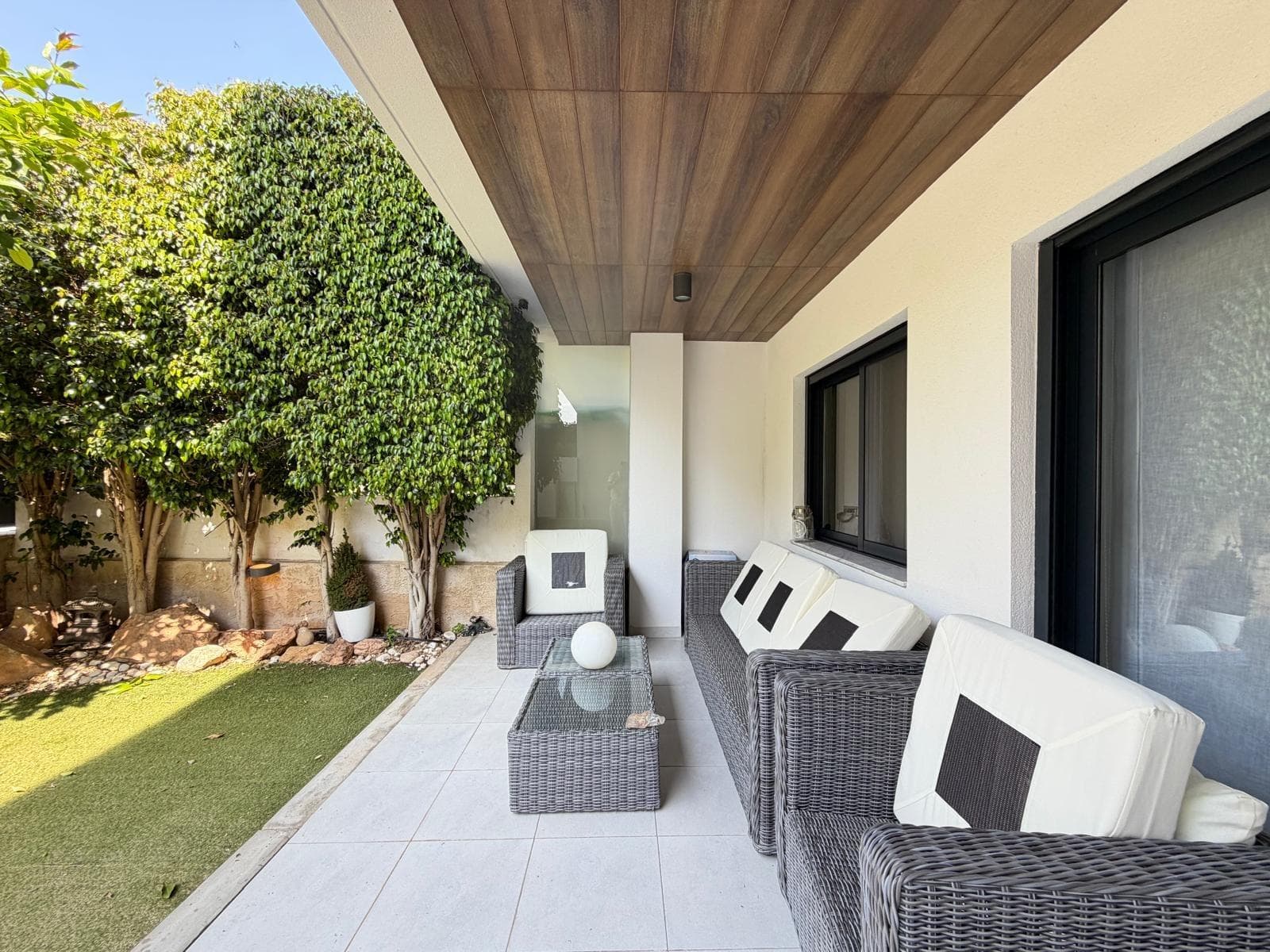 3 bed Middle Floor Apartment in Orihuela Costa - 6