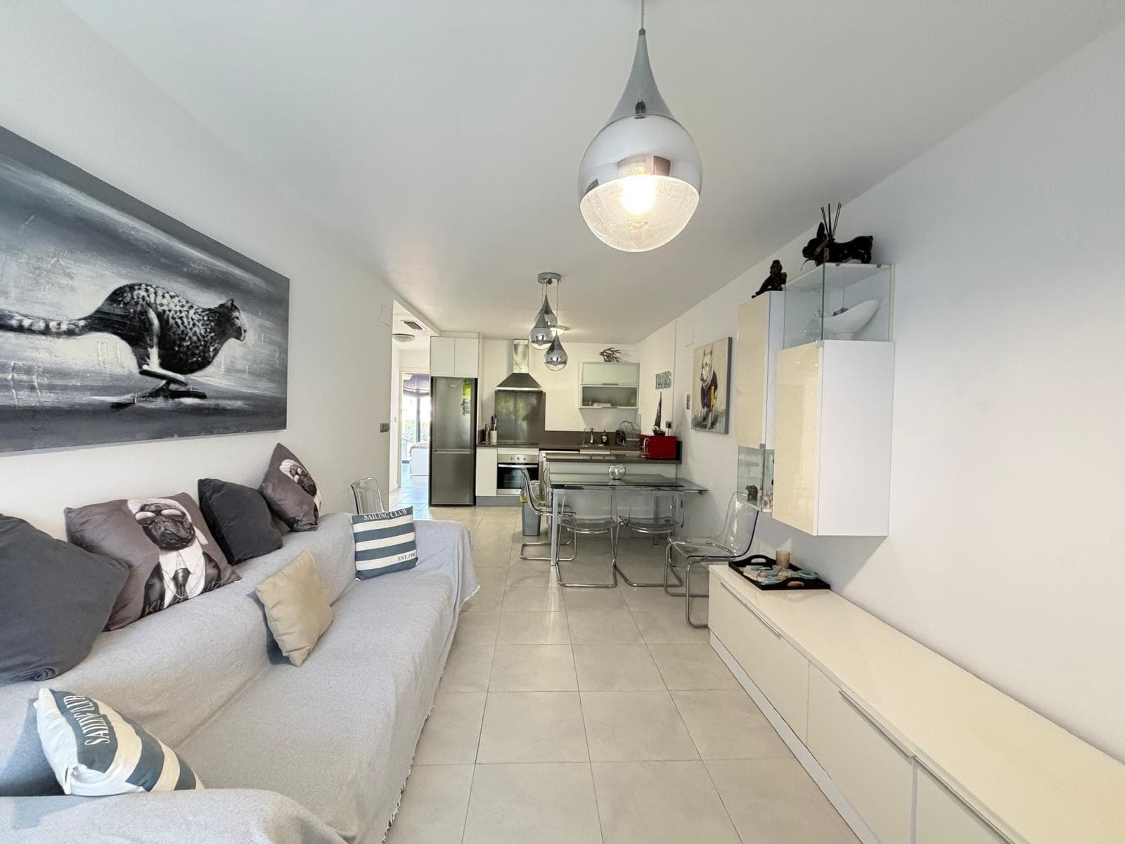 3 bed Middle Floor Apartment in Orihuela Costa - 9
