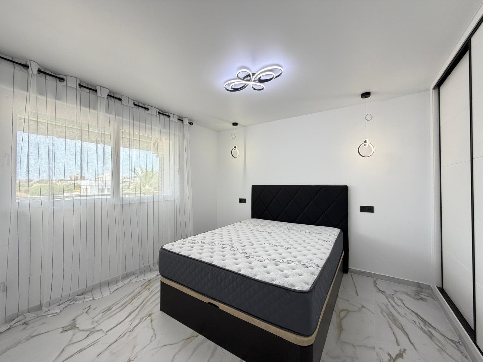 1 bed Middle Floor Apartment in Orihuela Costa - 18