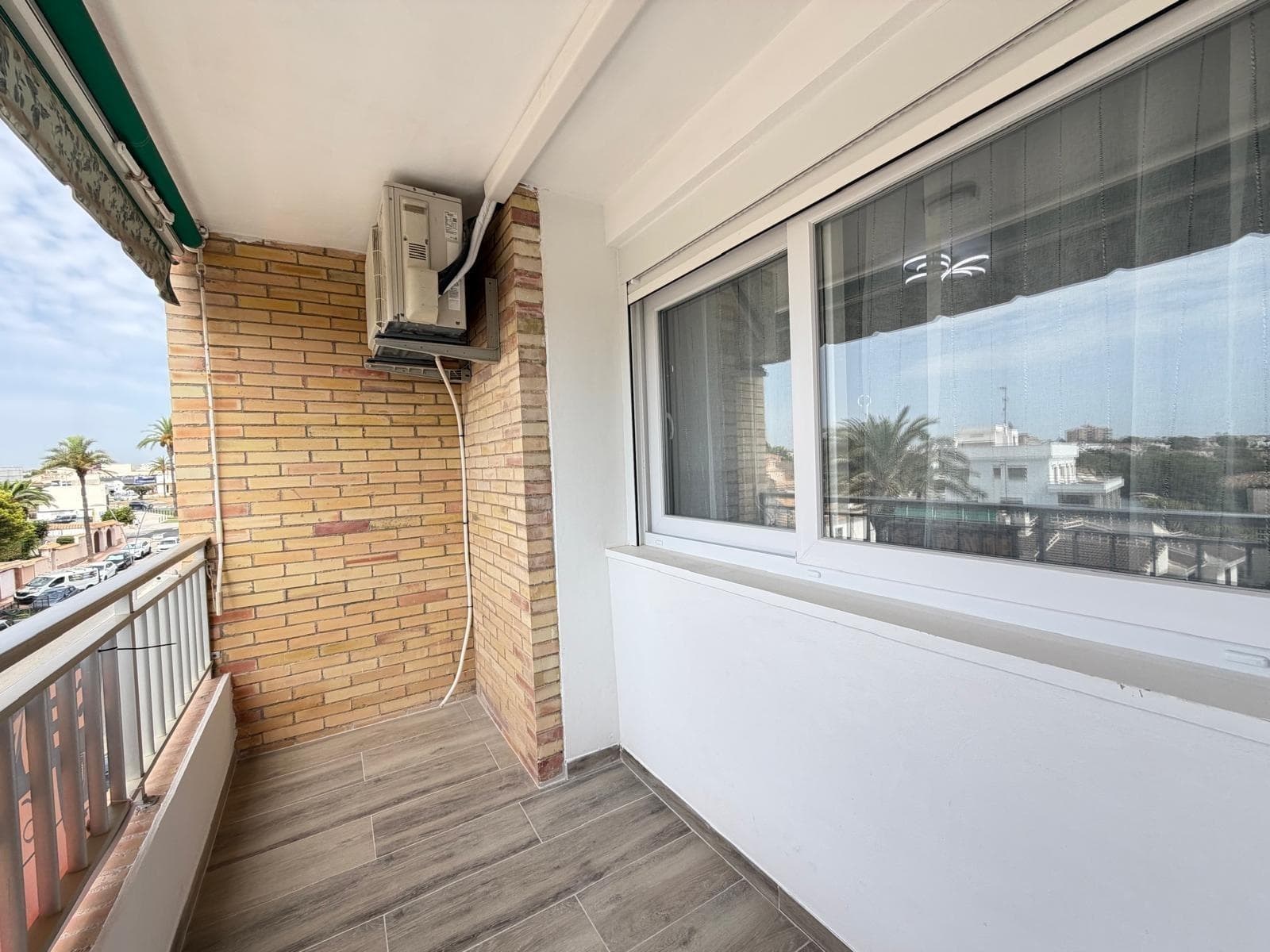 1 bed Middle Floor Apartment in Orihuela Costa - 39
