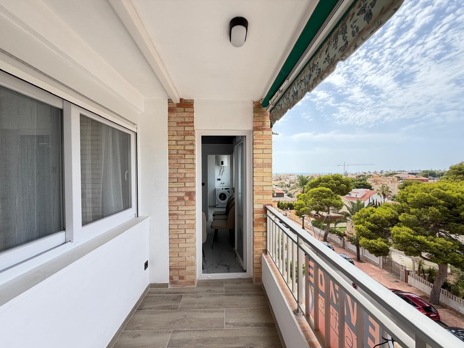 1 bed Middle Floor Apartment in Orihuela Costa - 40