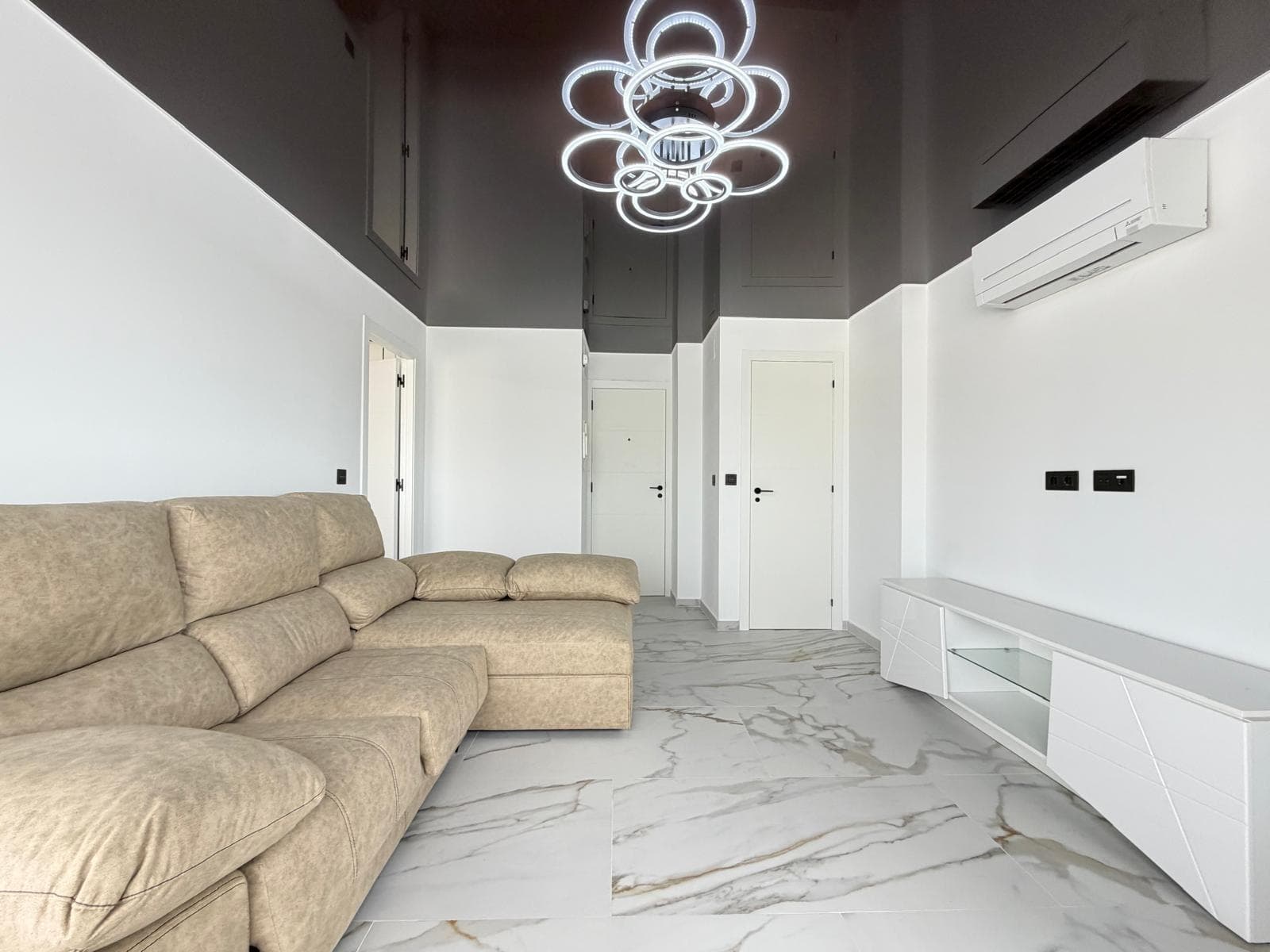 1 bed Middle Floor Apartment in Orihuela Costa - 9