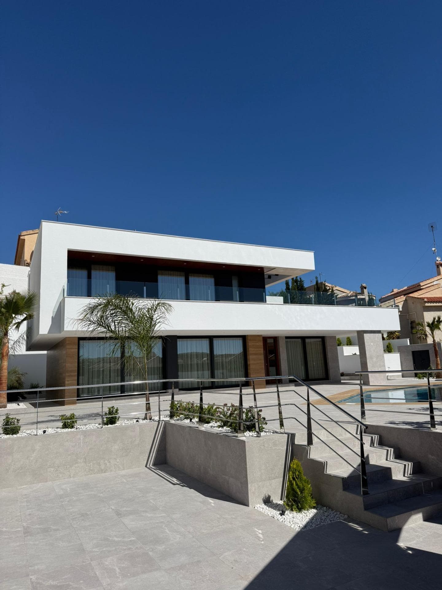 Villa - Chalet de 4 dormitorios en Ciudad Quesada - 1