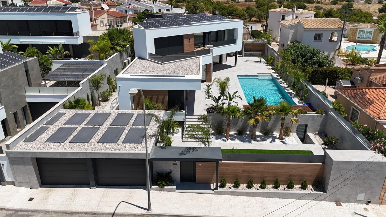 Vrijstaande Villa met 5 slaapkamers in Ciudad Quesada - 2