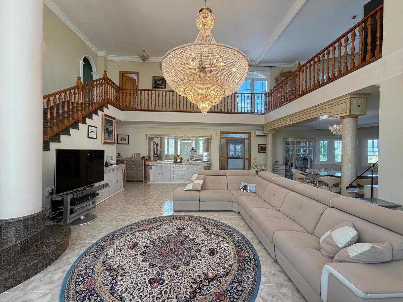 6 bed Detached Villa in Rojales - 10