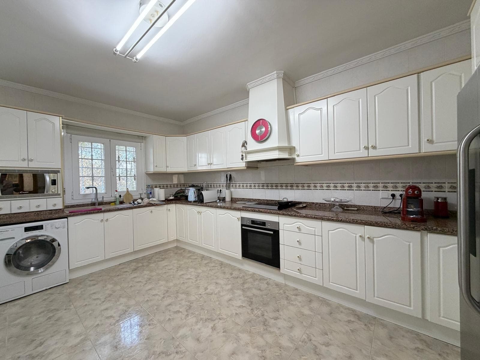 6 bed Detached Villa in Rojales - 19