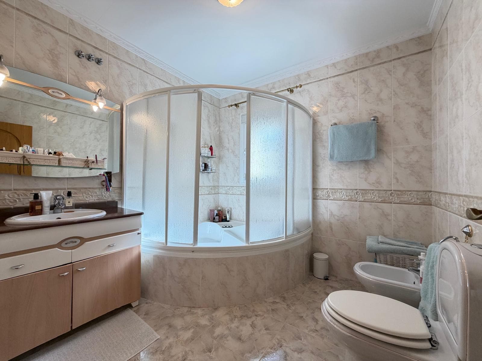 6 bed Detached Villa in Rojales - 29