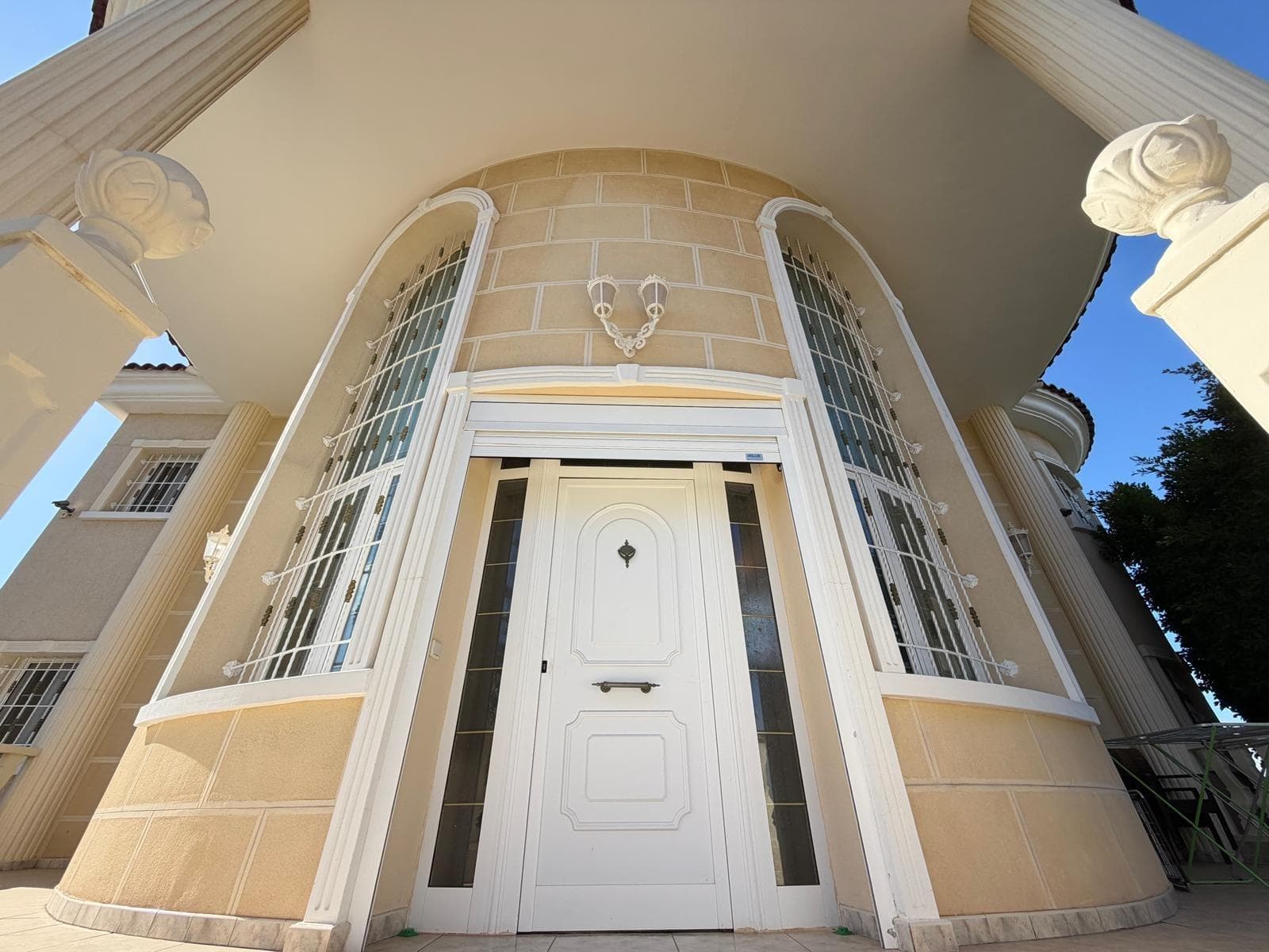 6 bed Detached Villa in Rojales - 6