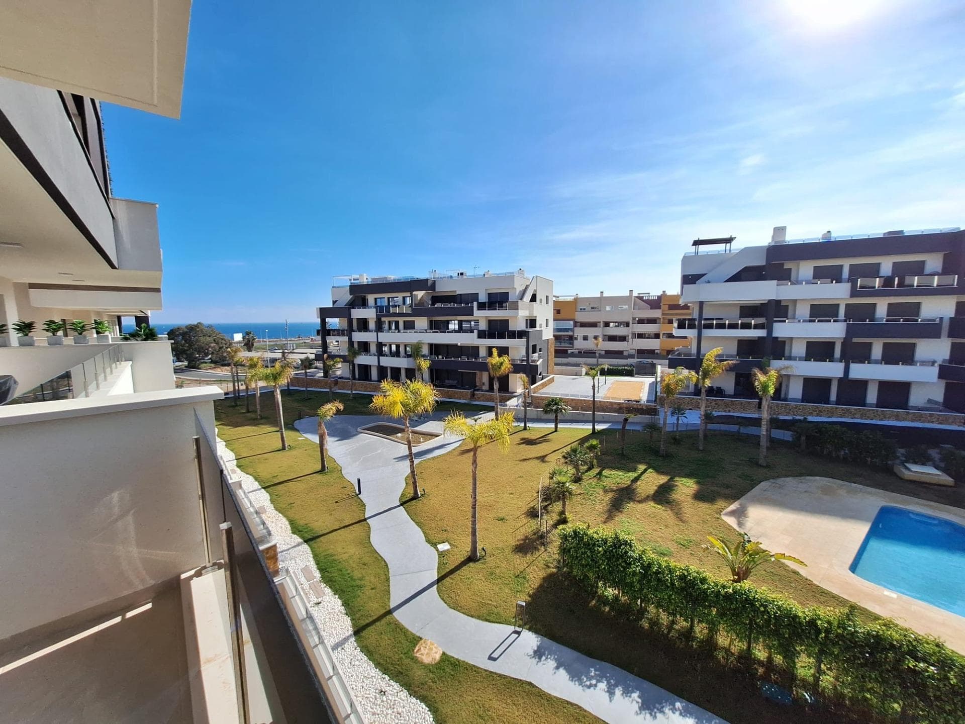 2 bed Middle Floor Apartment in Orihuela Costa - 1