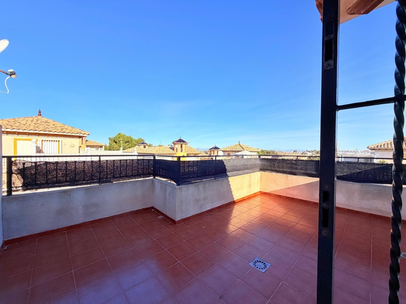 Geschakelde Woning met 2 slaapkamers in Orihuela Costa - 37
