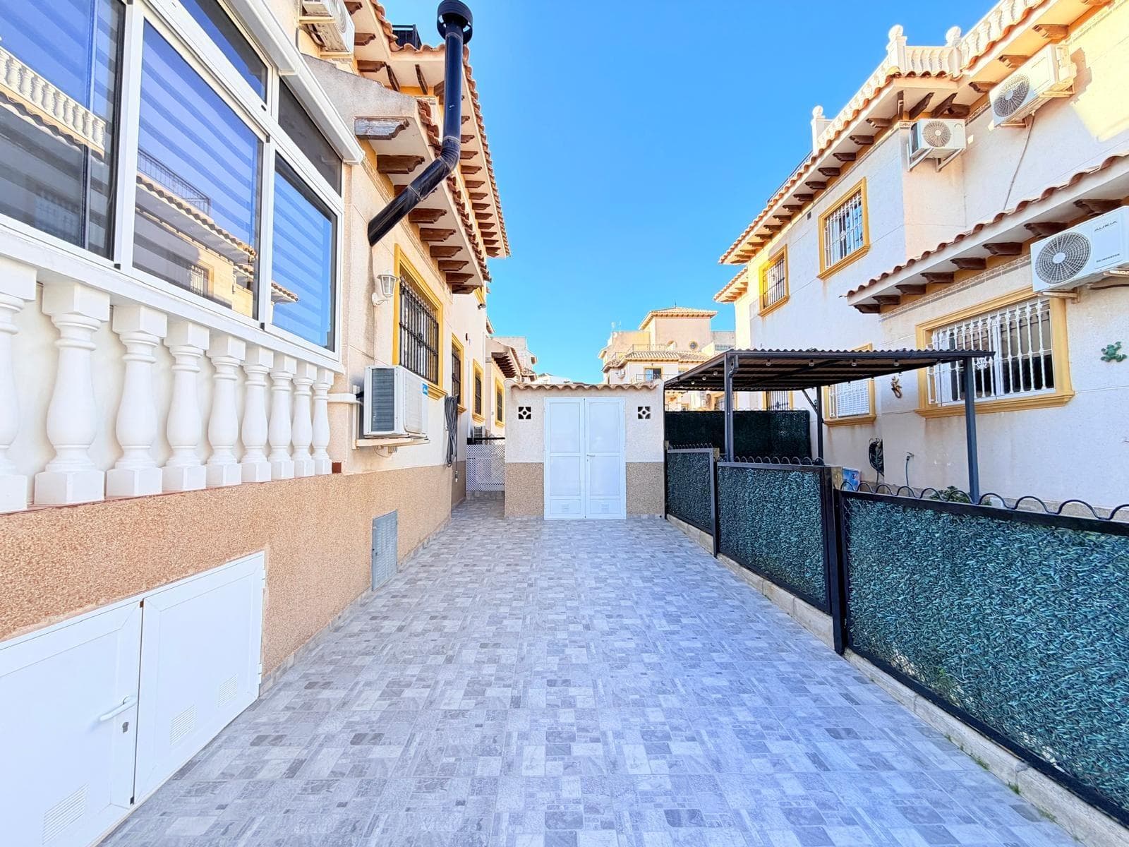 Geschakelde Woning met 2 slaapkamers in Orihuela Costa - 6