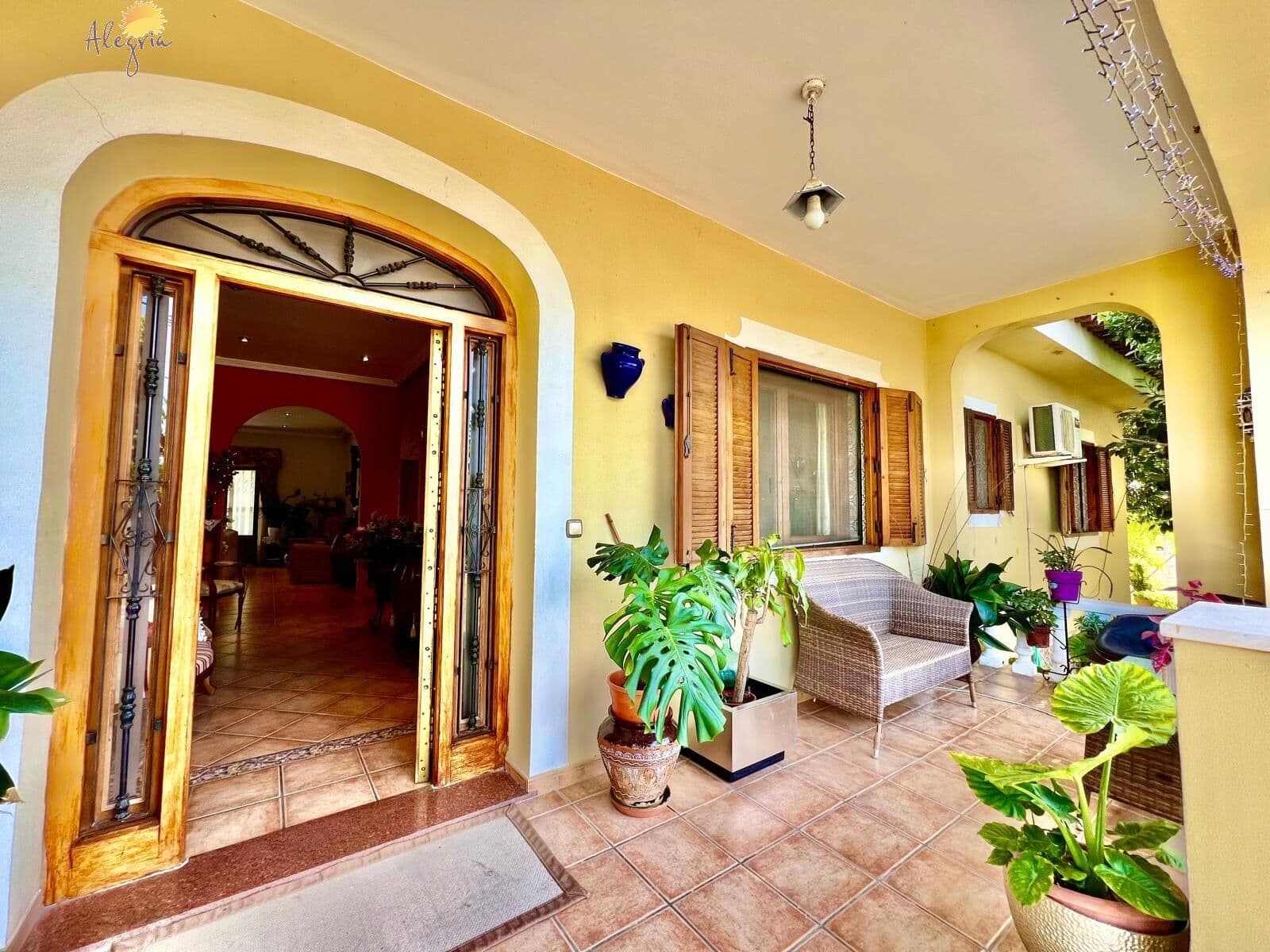 Villa - Chalet de 4 dormitorios en Daya Vieja - 13