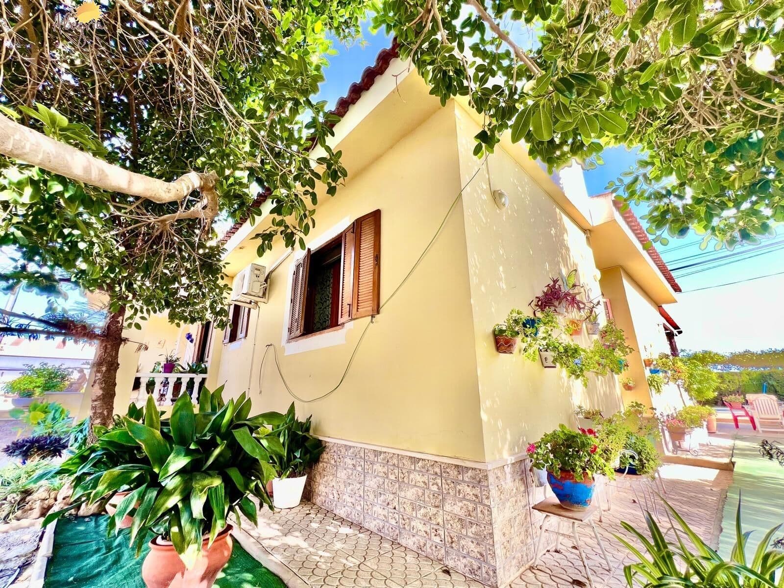 Villa - Chalet de 4 dormitorios en Daya Vieja - 14