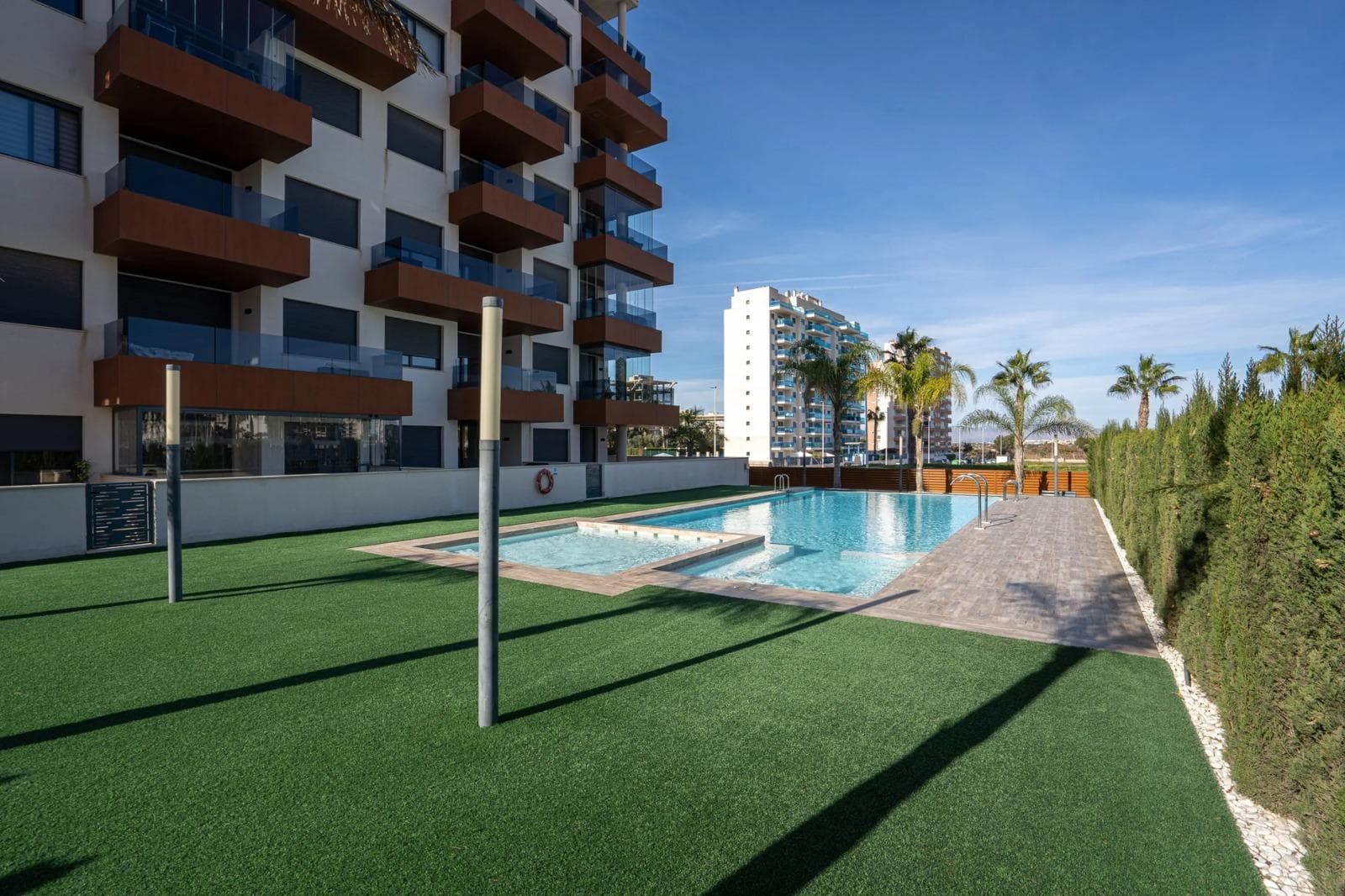 Apartamento Planta Media de 2 dormitorios en Guardamar del Segura - 12