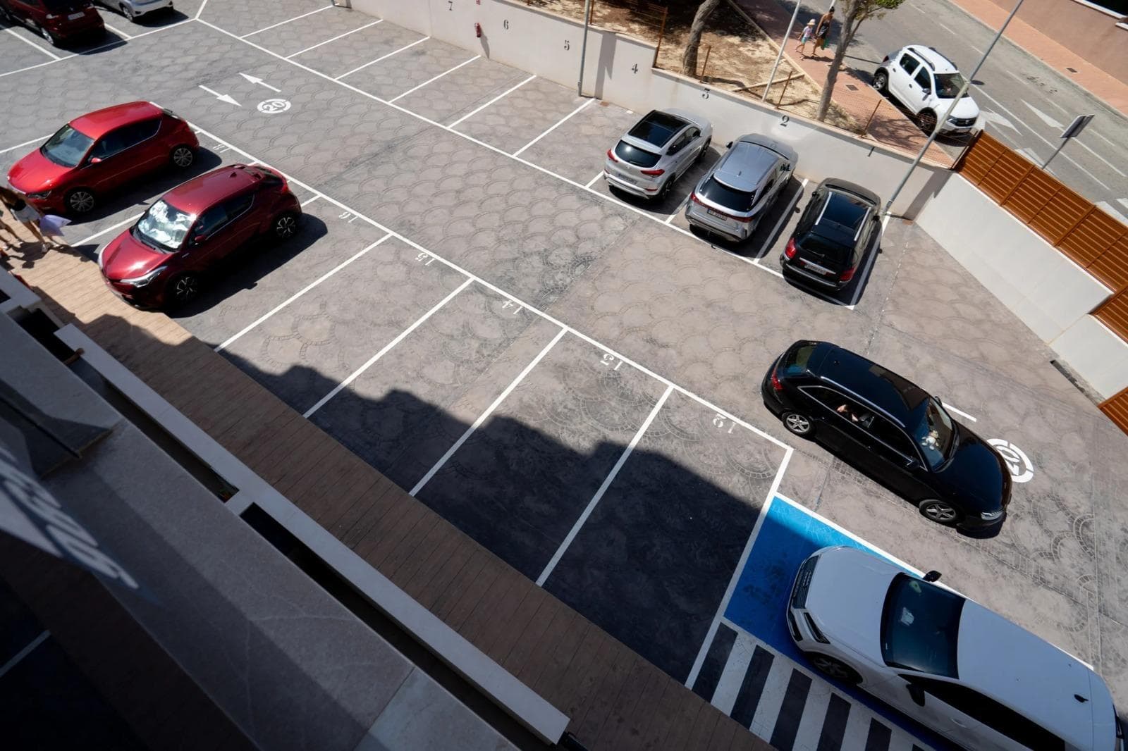Apartamento Planta Media de 2 dormitorios en Guardamar del Segura - 18
