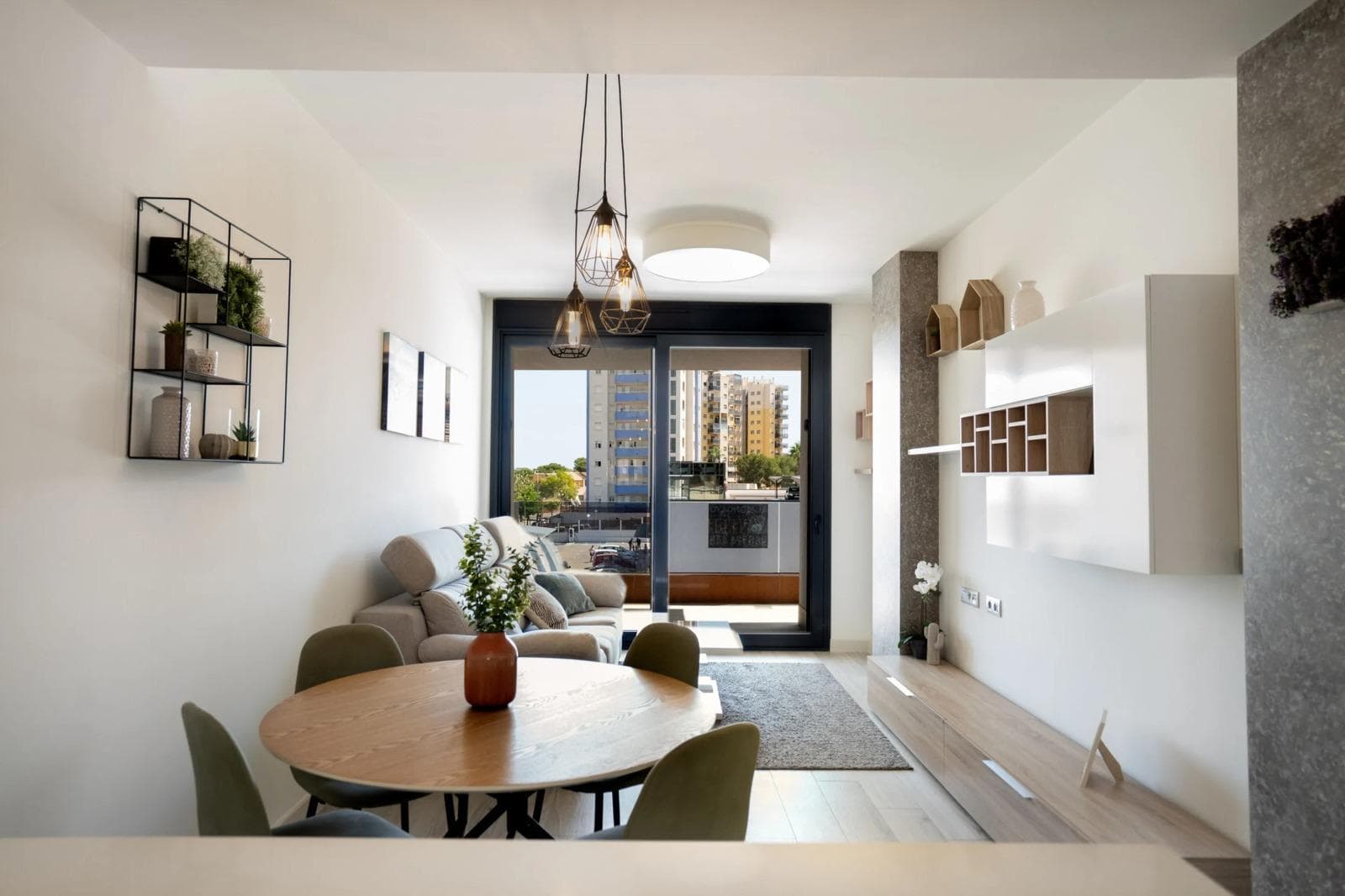 Apartamento Planta Media de 2 dormitorios en Guardamar del Segura - 3