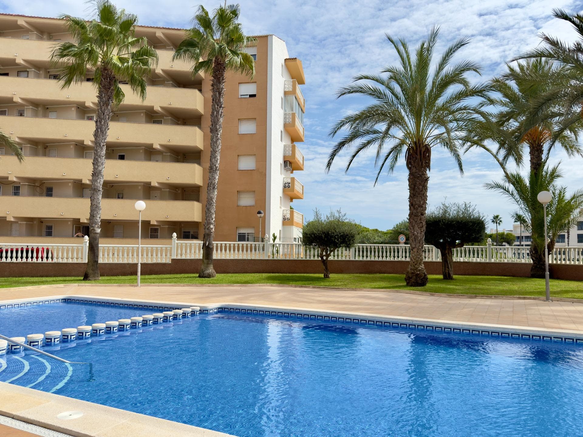 Apartamento Planta Media de 2 dormitorios en Guardamar del Segura