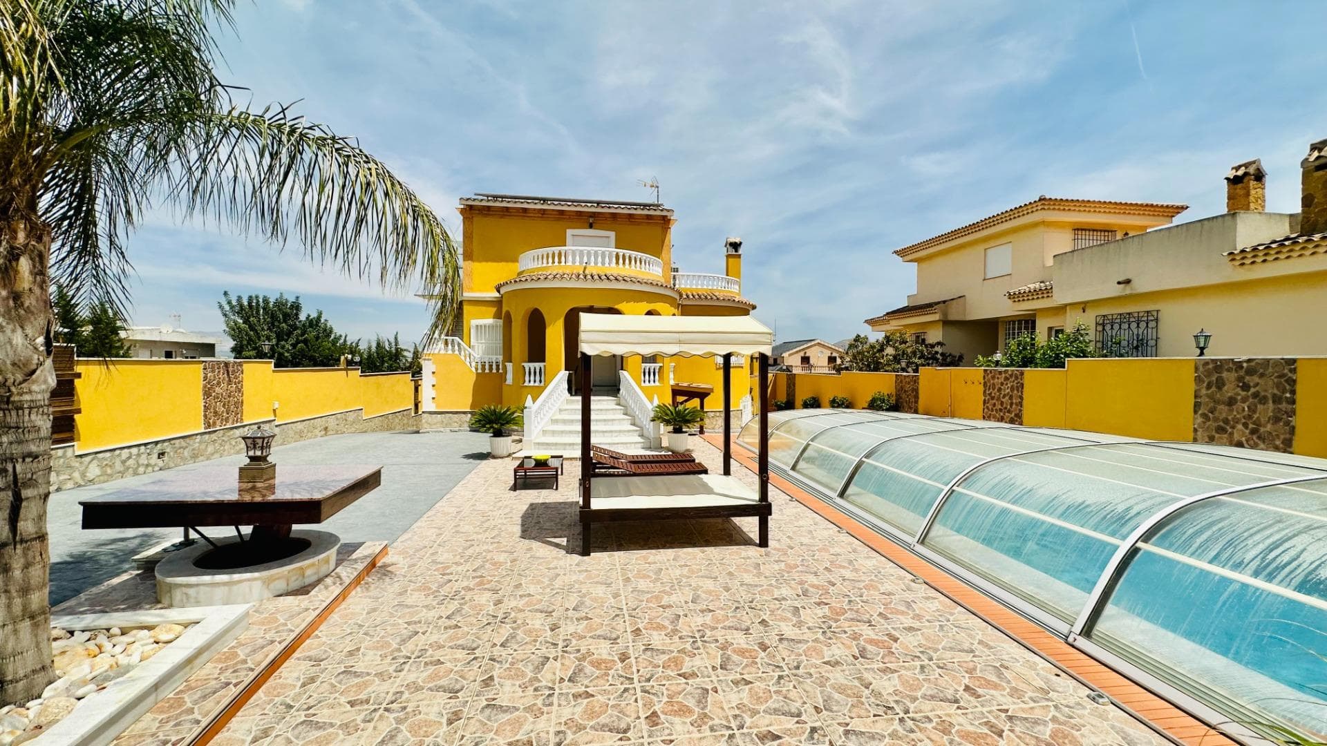 Villa - Chalet de 5 dormitorios en Orihuela - 2