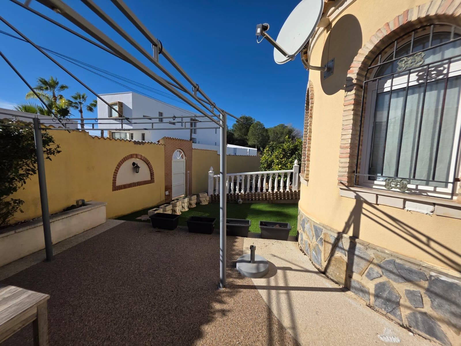 Vrijstaande Villa met 4 slaapkamers in Orihuela Costa - 24