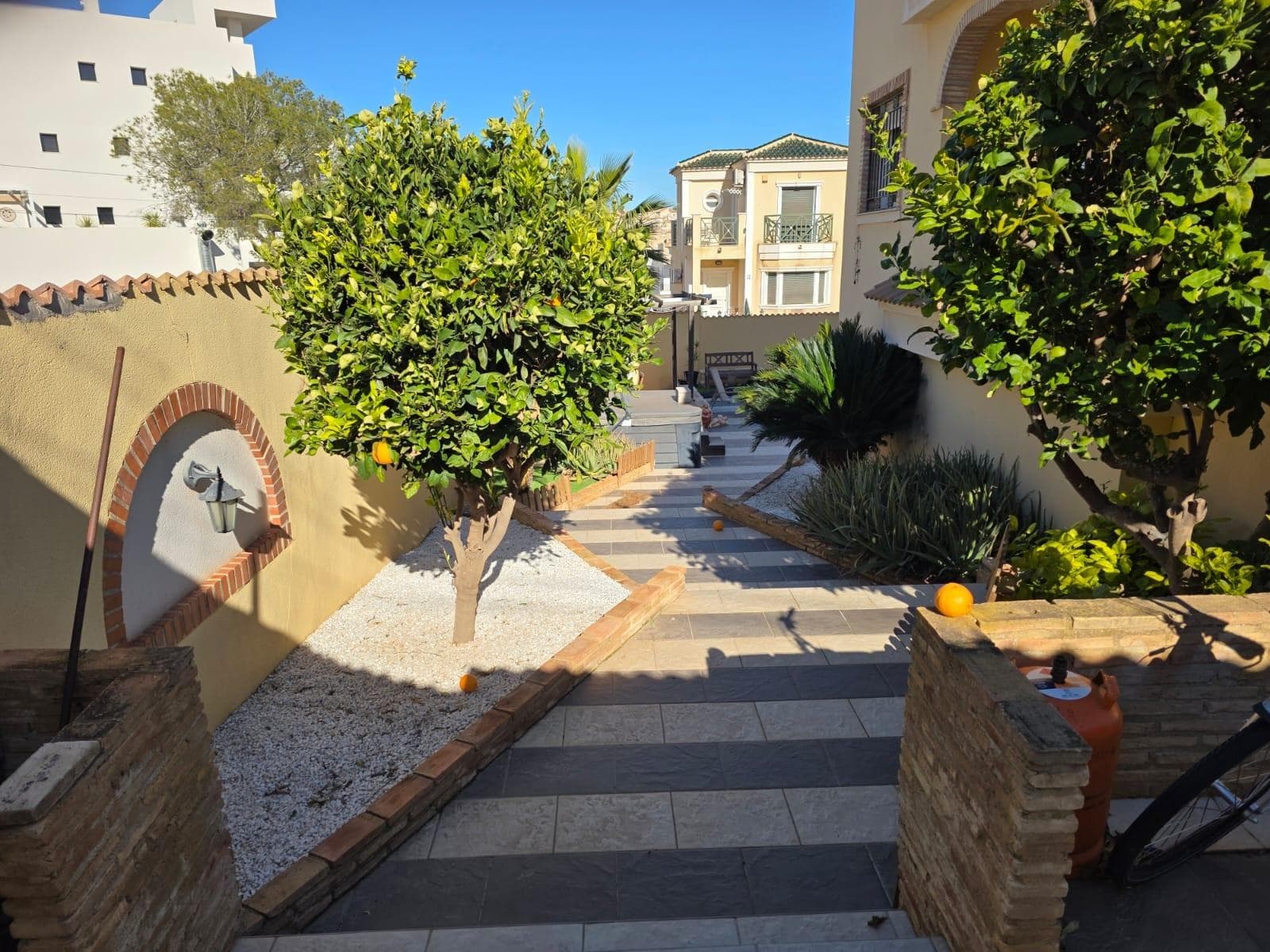 Vrijstaande Villa met 4 slaapkamers in Orihuela Costa - 8
