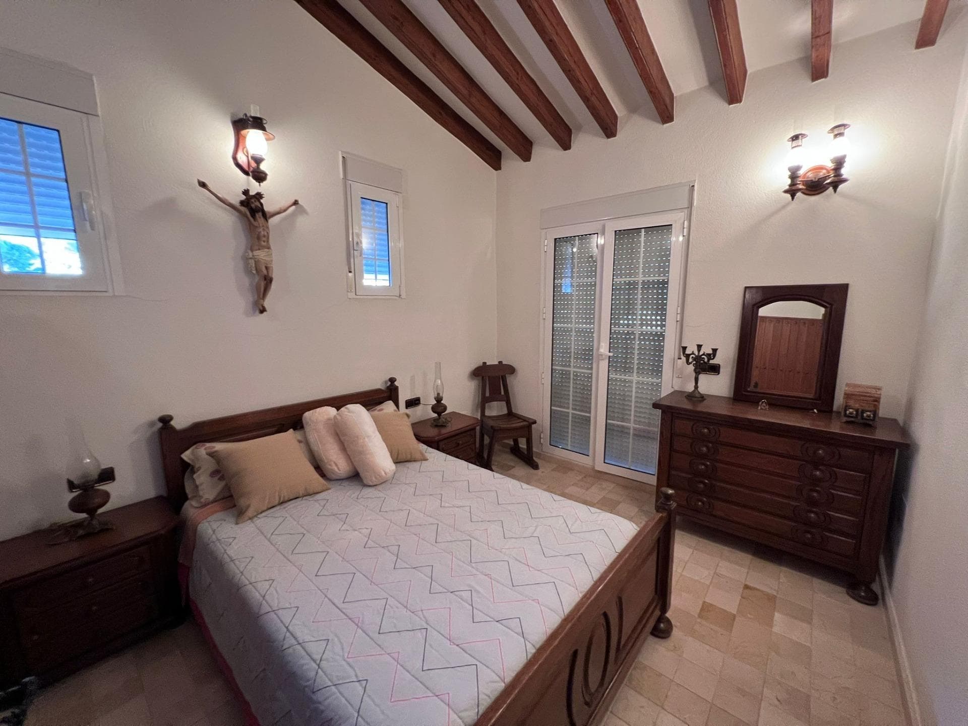 Vrijstaande Villa met 4 slaapkamers in Orihuela - 31