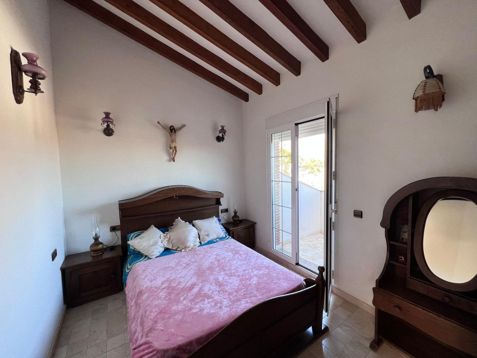 Vrijstaande Villa met 4 slaapkamers in Orihuela - 32