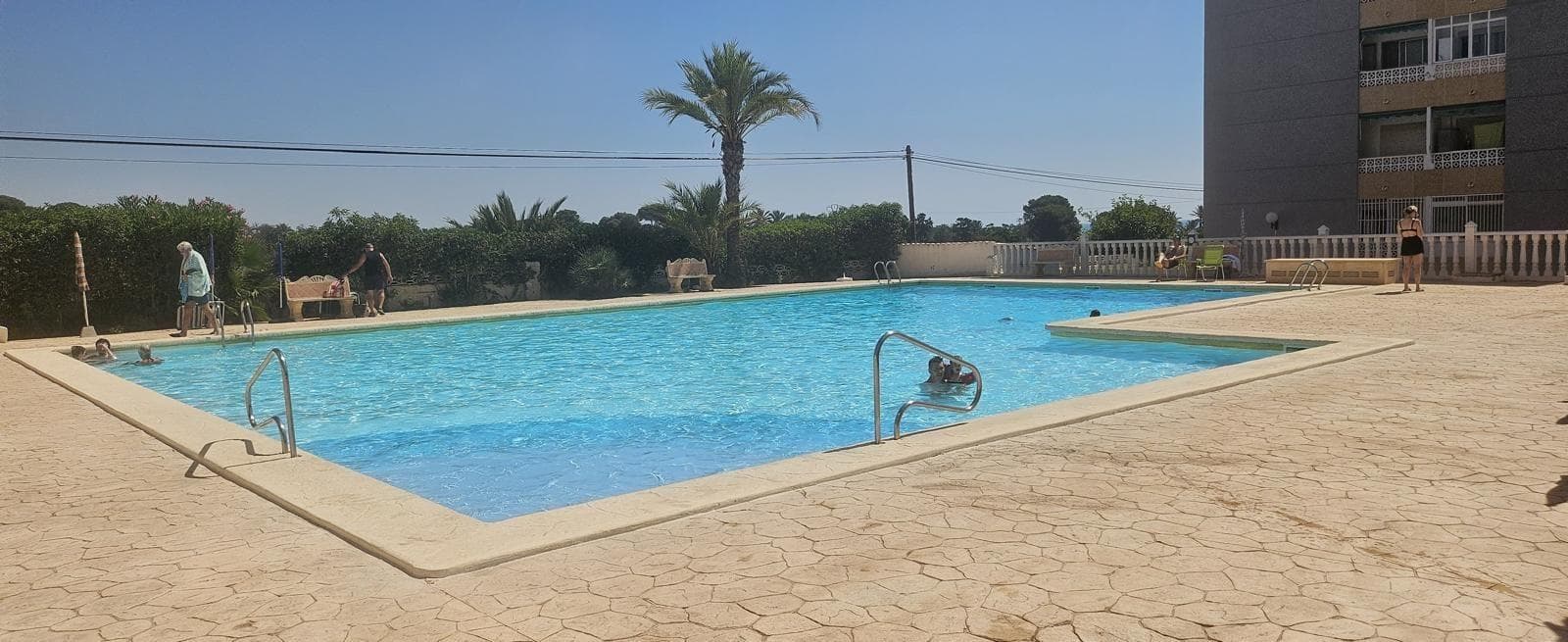 Apartamento Planta Media de 2 dormitorios en Orihuela Costa - 1