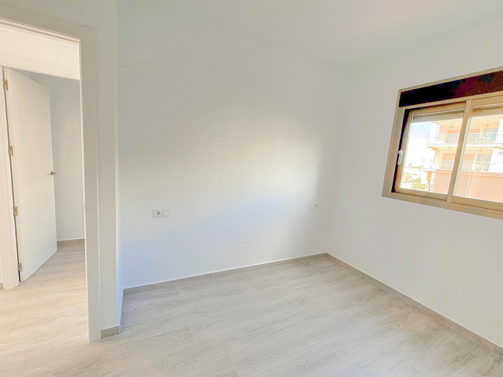 Apartamento Planta Media de 3 dormitorios en Orihuela Costa - 18