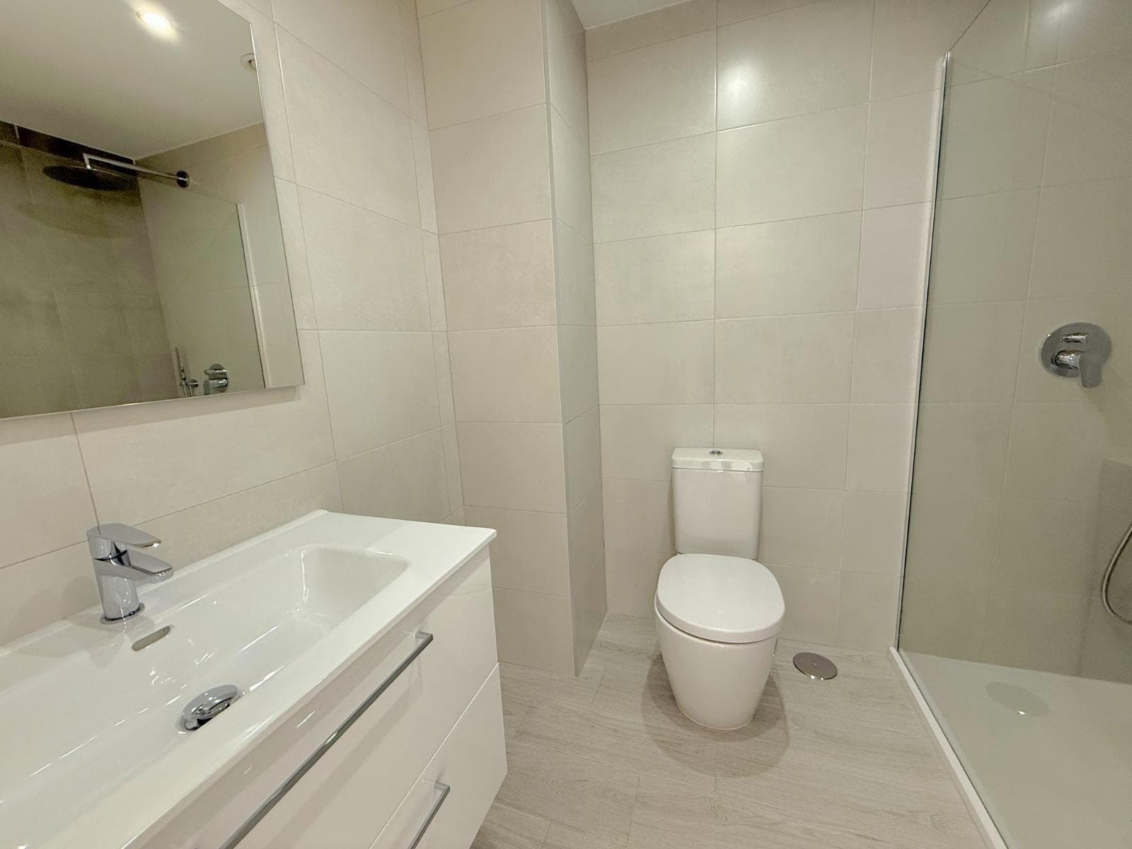Apartamento Planta Media de 3 dormitorios en Orihuela Costa - 29