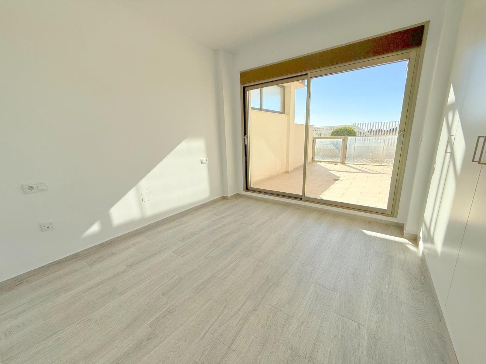 Apartamento Planta Media de 3 dormitorios en Orihuela Costa - 30