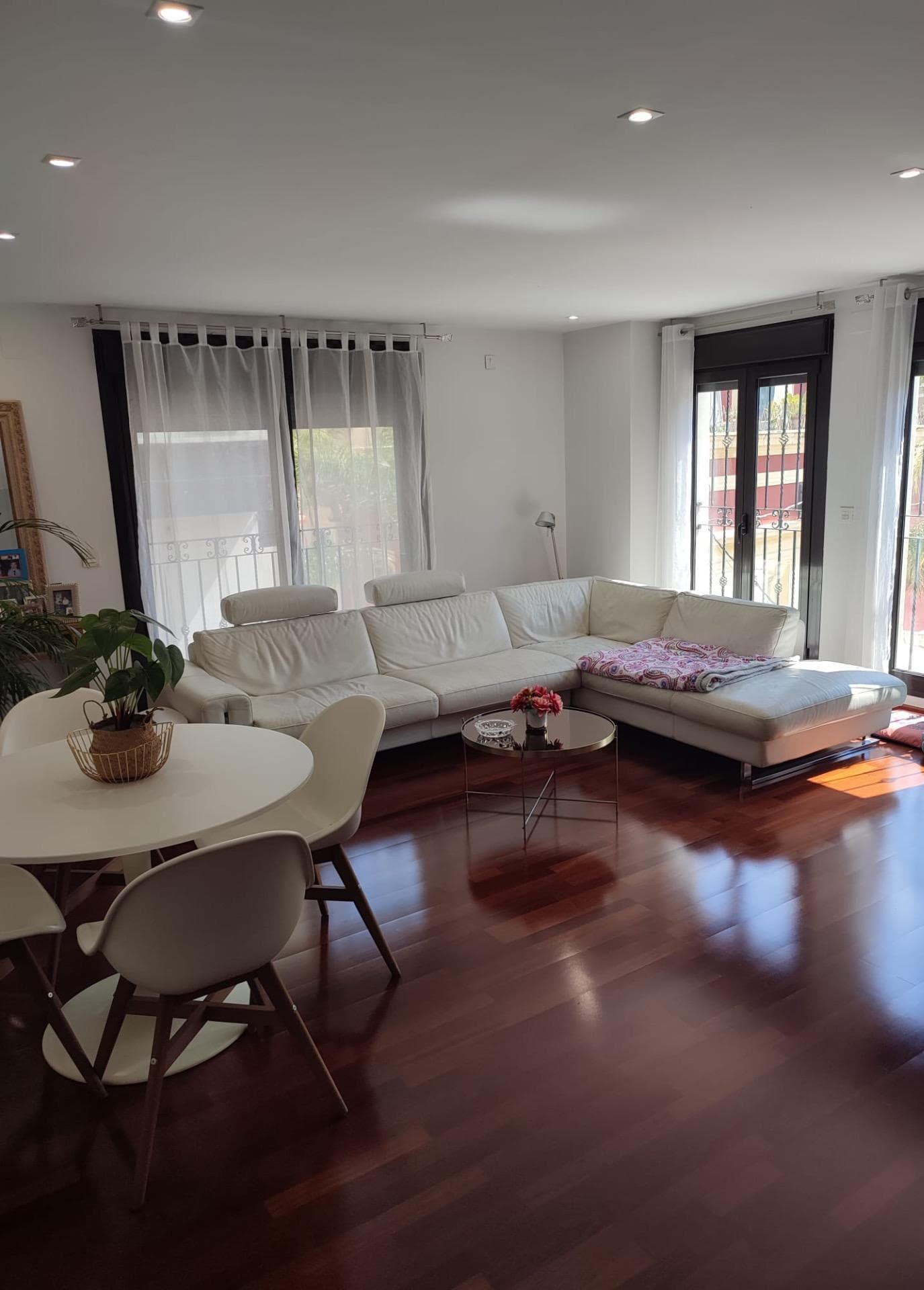 Apartamento Planta Media de 4 dormitorios en Orihuela - 1