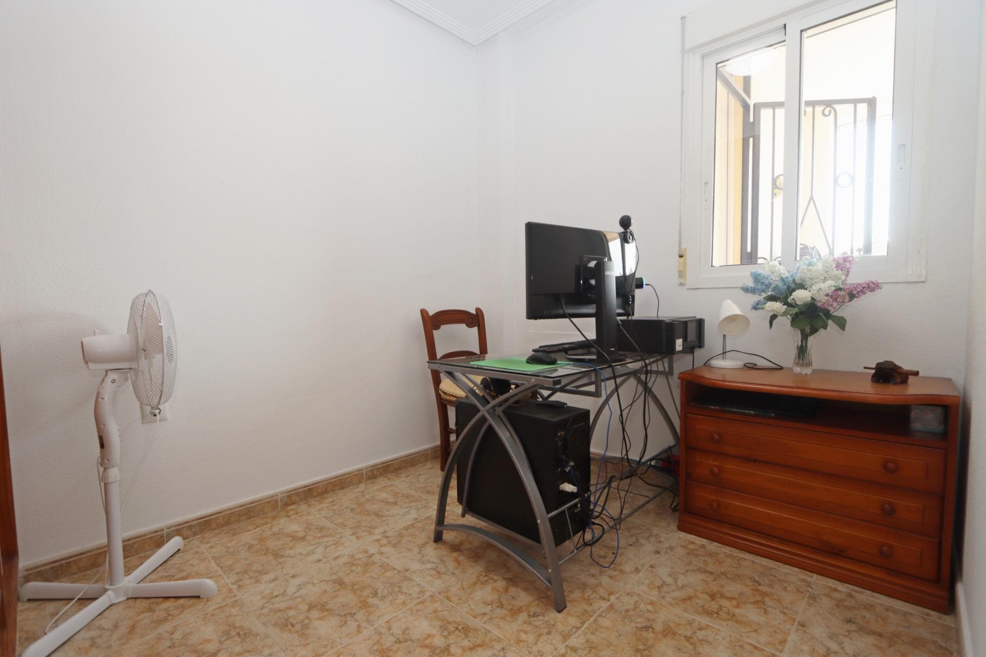 Apartamento Planta Media de 2 dormitorios en Orihuela - 16