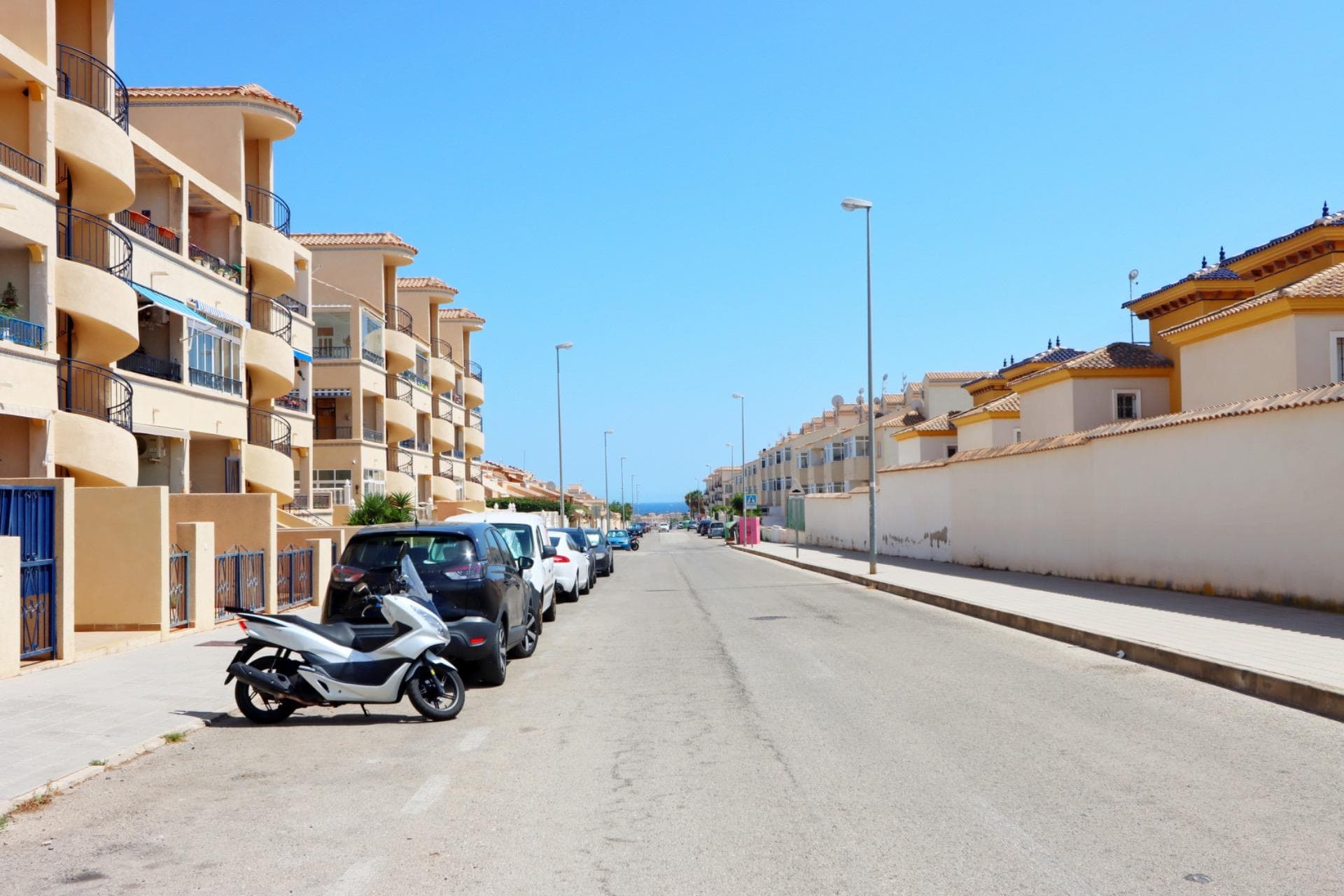 Apartamento Planta Media de 2 dormitorios en Orihuela - 24