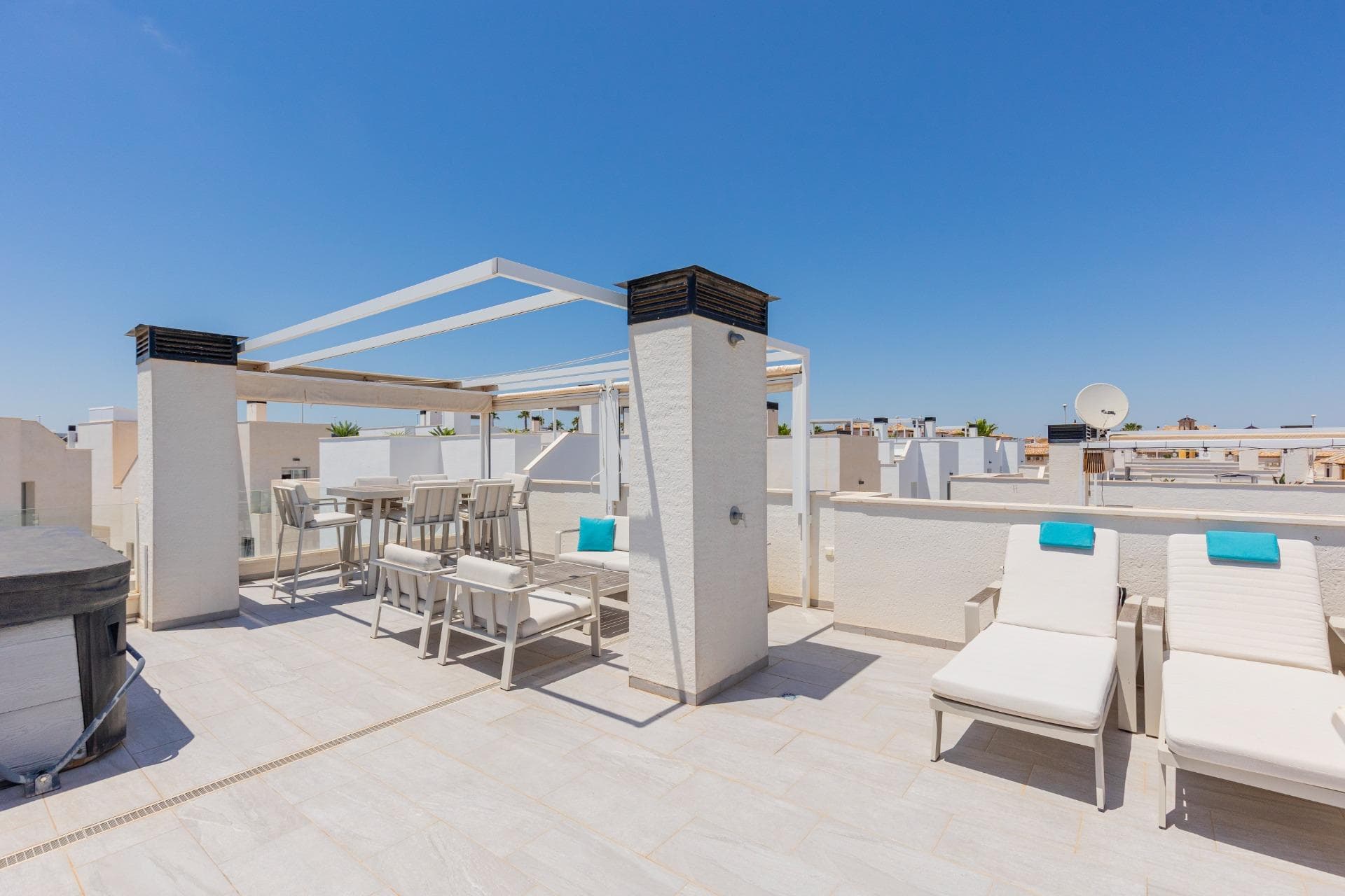 3 bed Detached Villa in Orihuela Costa - 13