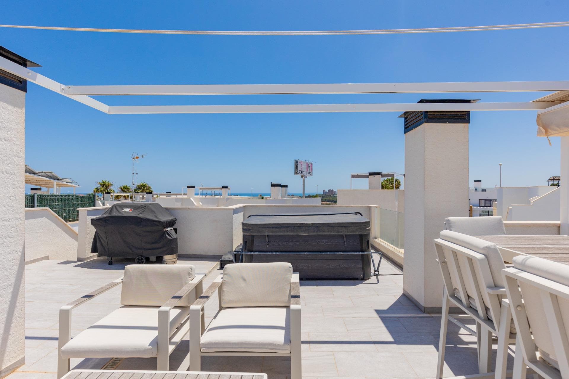 3 bed Detached Villa in Orihuela Costa - 14