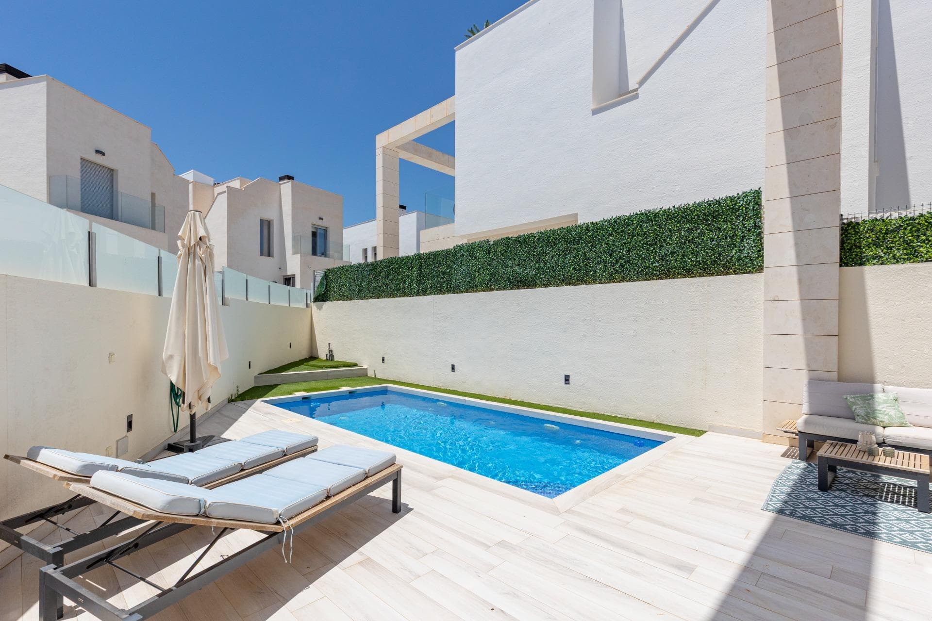 3 bed Detached Villa in Orihuela Costa - 33