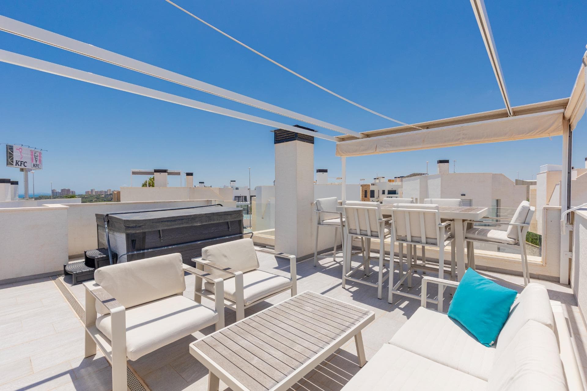 3 bed Detached Villa in Orihuela Costa - 41