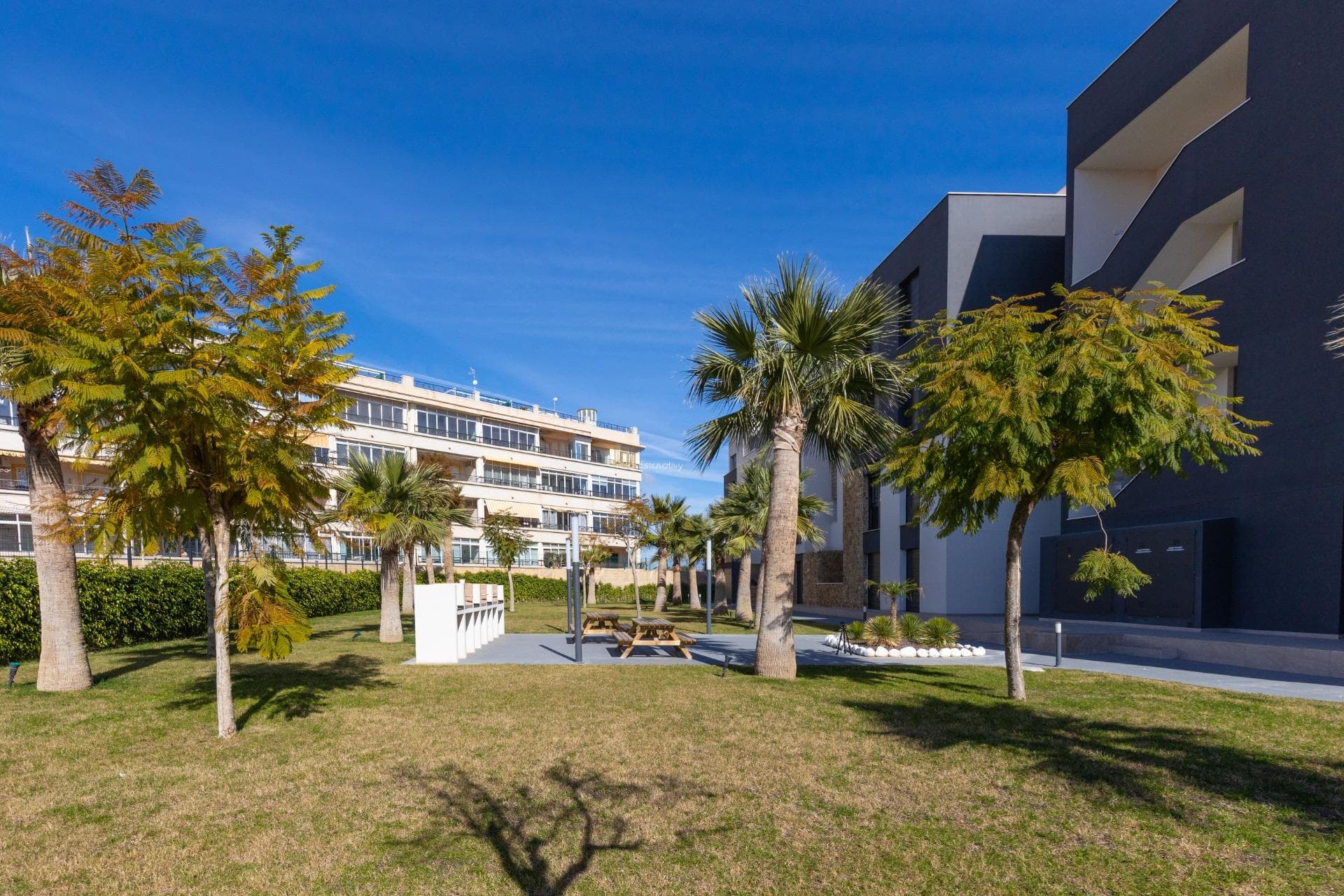 Ático de 2 dormitorios en Orihuela Costa - 26
